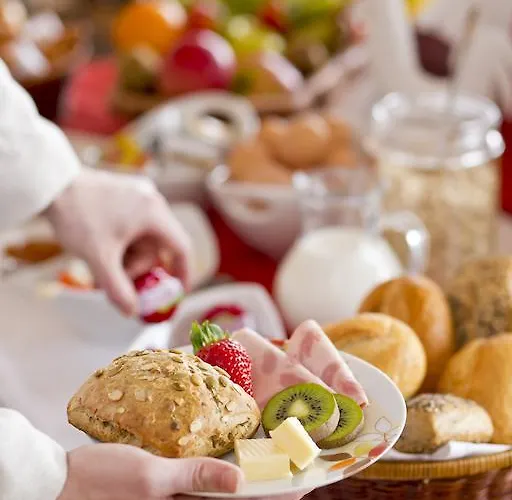 招待所 金培尔旅馆 3*